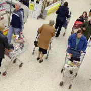 ‘Storming’ Shoplifting Trend Alarms UK Supermarkets: Security Experts Warn of Rising Violence