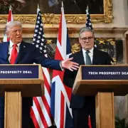 Trump Slams Starmer Over Chagos Deal, Warns UK Against 'Wokeism'