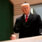 Trump Warns Iran as 'Big Powerful Ships' Head to Middle East Amid Nuclear Tensions