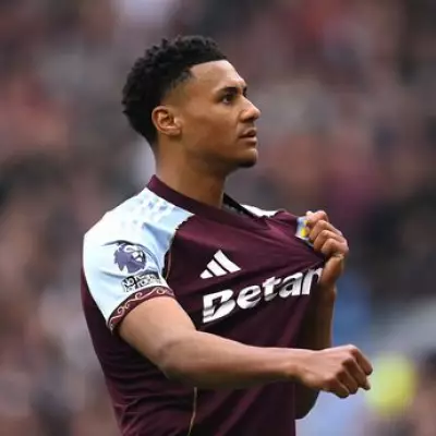 Gareth Barry Urges Ollie Watkins to Prove England Worth with Villa Form