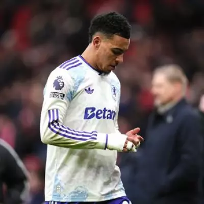 Gary Neville Criticizes Unai Emery's Morgan Rogers Decision in Villa Loss