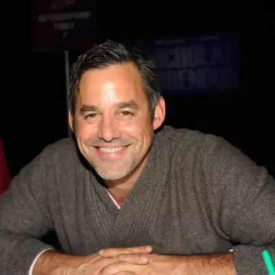 Sarah Michelle Gellar Leads Buffy Cast in Tributes to Nicholas Brendon