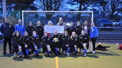 SJR Worksop Girls U13s Receive £950 Council Grant for New Winter Kit