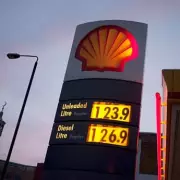 Drivers Urged to Fill Up at Night Amid Iran Conflict Fuel Price Surge
