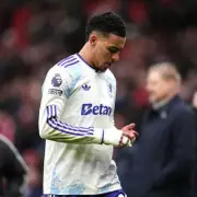 Gary Neville Criticizes Unai Emery's Morgan Rogers Decision in Villa Loss