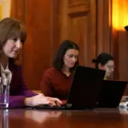 Labour Chancellor Rachel Reeves Faces Pressure Over Pension Salary Sacrifice Cap