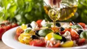 Mediterranean Diet Linked to Better Bone Health and Reduced Fracture Risk