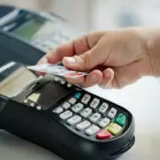 Seven Major UK Banks Maintain £100 Contactless Limit After FCA Rule Change