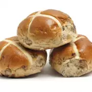 Three Mobile Offers Free M&S Hot Cross Buns and More This Easter