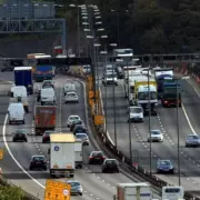 UK Drivers Face 50mph Speed Limit Under Labour's Fuel Crisis Plan