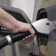 UK Electric Car Transition Slowed by Lack of Awareness of £3,750 Grant