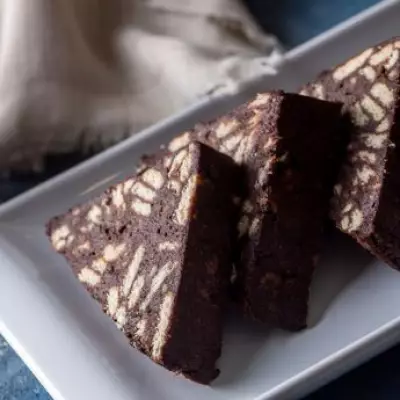 400-Year-Old UK Cake Factory Closes, Ending Historic Legacy