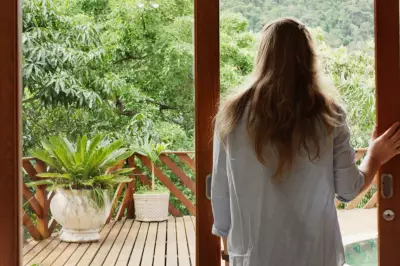 AI Garden Design Tool Suggests Personalized Outdoor Furniture Solutions