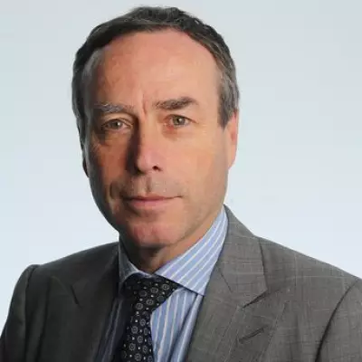 Former FT Editor Lionel Barber Urges UK to Embrace AI for Economic Revival