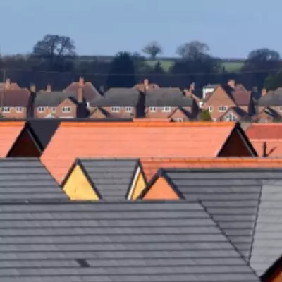 New Law Bans No-Fault Evictions and Fixed-Term Contracts from May 1