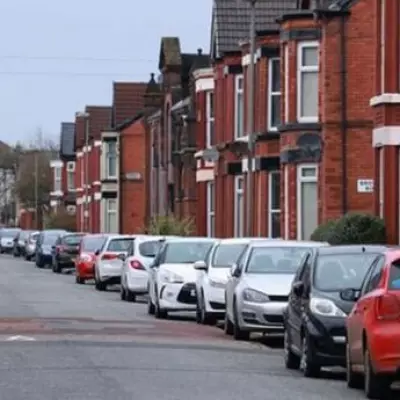 UK Government Boosts EV Charging Grants to £500 for Driveway-Free Homes