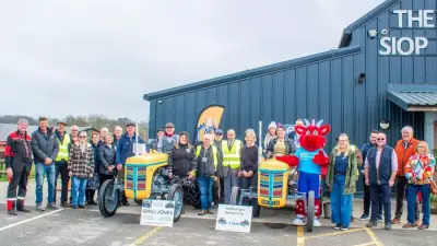 Vintage Tractor Run Across Wales for Cancer Research Charity