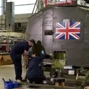 Boeing Secures £879 Million Apache and Chinook Deal with UK Ministry of Defence