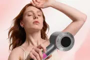 Dyson-Style Hair Dryer Under £20 on Amazon with 60% Off Sale