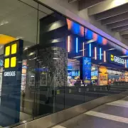 First Look at New Mega Greggs in Birmingham City Centre Station