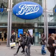 No7 Makeup Set Worth £82 Now Just £35 at Boots, Fans Say 'Never Disappoints'