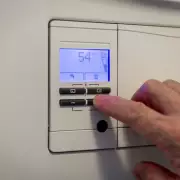 Think Tank Proposes Guaranteed Energy for UK Households to Combat Soaring Bills