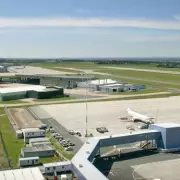 Woman Faces £170 Fine After Relative's 14-Second Airport Stop