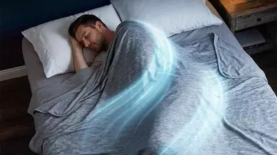 Beat the Heat: Everlasting Comfort Cooling Blanket Review