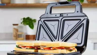 Breville 3-in-1 Snack Maker Drops to Under £40 in Amazon Deal