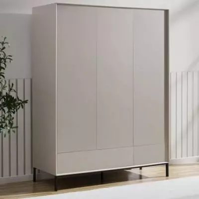 Dusk Shoppers Save £184 on Stylish Three Door Wardrobe with Drawers