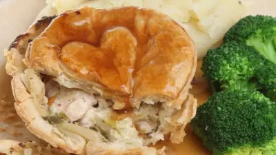 Food Experts Reveal Their Favourite Savoury Pie Fillings for Comfort