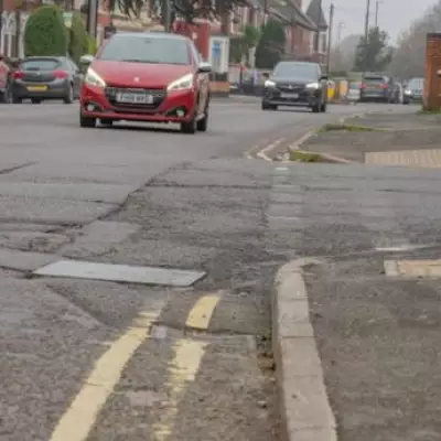 Majority of UK Drivers Want 'Road Ahead Closed' Signs Changed