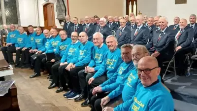Pop-Up Choir Raises £3,000 for Dementia Programme at Hospice