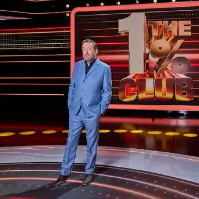 The 1% Club Contestant Reveals What Lee Mack Is Really Like Behind the Scenes