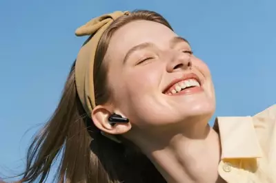 Top Noise-Cancelling Earbuds Under 100: Huawei, Soundcore, Daewoo