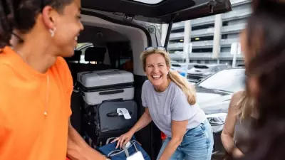 UK Airport Drop-Off Fees: How to Avoid Costly Charges