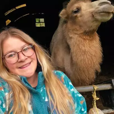 Woman Saves £14,200 Yearly by House Sitting in Luxury Homes for Free