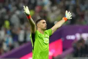 Aston Villa's Emi Martinez to Star in Netflix Documentary