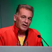 Chris Packham Defends Dog Face-Licking Amid Expert Divide on Health Risks