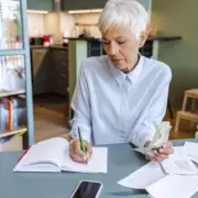 DWP to issue extra £34 to state pensioners born before 1951 in May