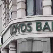 Lloyds Bank Clarifies 48-72 Hour Rule for Account Statements
