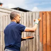 UK Garden Fence Painters Risk £2,500 Fine Over Neighbour Law