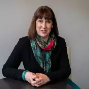 Wes Streeting Urges Rachel Reeves to Cut Employer National Insurance