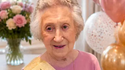 100-Year-Old Rochdale Resident Dances on TikTok for Sri Lanka Charity