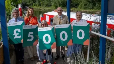 £5,000 donation from Persimmon Homes upgrades canal boat Harmony for disabled