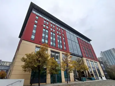 Birmingham Mailbox Restaurant at the Woods Closes After Three Years