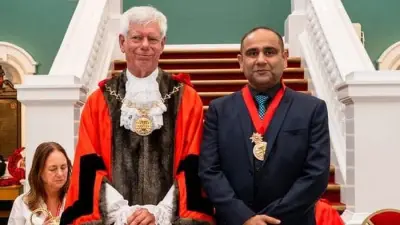 Councillor David Gardner Inaugurated as Mayor of Greenwich for 2026-27