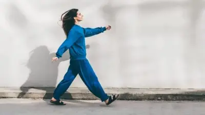 Doctor Reveals Daily Walk as Free and Effective Weight Loss Tool