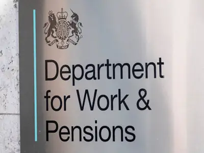 DWP Gets New Powers to Check Universal Credit Bank Accounts Under £16,000 Rule