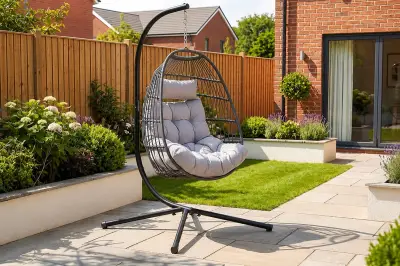 Garden Shoppers Save £410 on Stylish Hanging Egg Chair Deal
